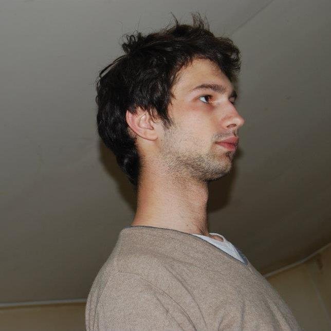 Cuisinier.. Hum.. C'est tout :D