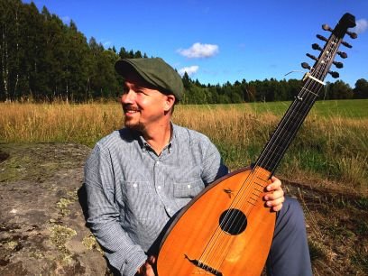Musician and ethnomusicologist. Folk music, metal, music production, research...Living in Falun, Sweden.