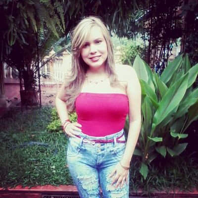 Estudiante de medicina de la universidad del Zulia. Con fe de vivir en una Venezuela mejor...