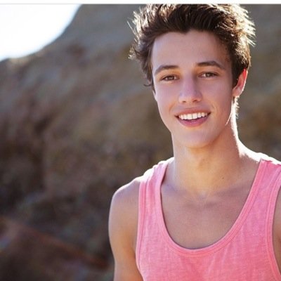 The day I get a Cameron Dallas follow is the day that will make my teenage hood and possibly my adult hood ❤️ #pleasecam