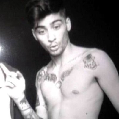 ask for a follow back on @raybanzouis