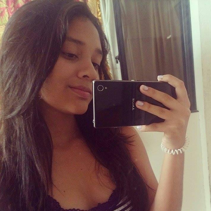 cada dia pienso ser mas SEXYY  mas inteligente mas humilme asi que siguememee3