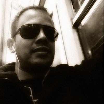 Corredor de propiedades, BTC, amante del  Krav Maga, informático, en el camino a la Ing. Comercial; detesto stgo, autos y sur de Chile lo mejor. Emprendiendo