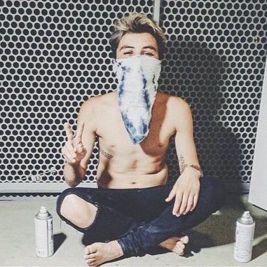 FREE FOLLOW: PLEASE GO FOLLOW @SamIsSmokinPott ❤️✌️ THANK YOU