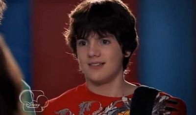 My name is Noah and i am 16 years old.. @moodyoriginal and @ adopted me. My uncle is @dimpledalpha