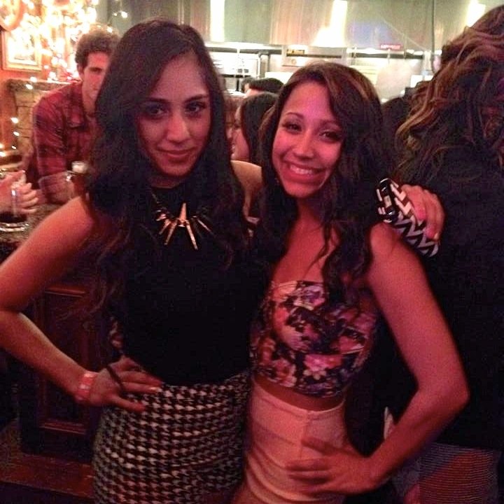 Two 20-somethings navigating the world one date at a time.

XX 
K & S