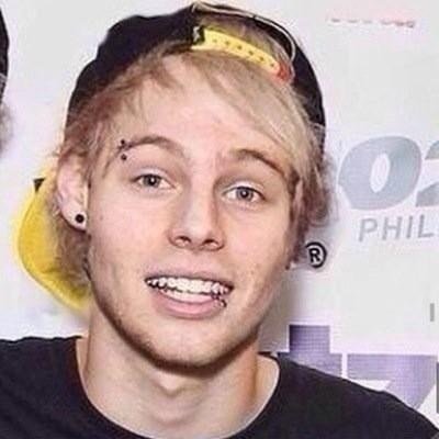 5SOS #HEK11