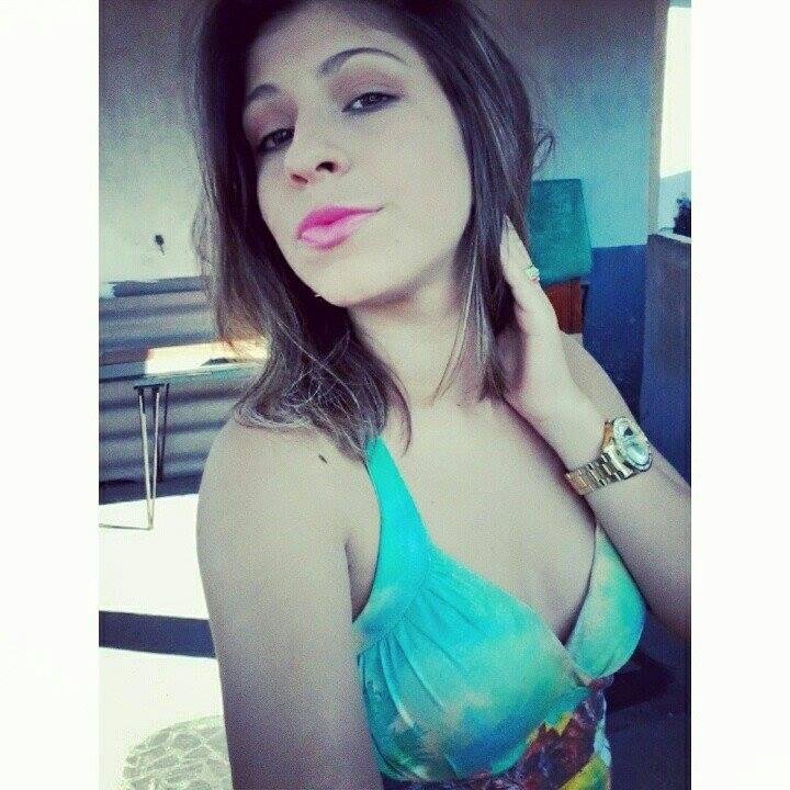 Decepções são apenas uma forma de Deus dizer: “Eu tenho algo melhor. Seja paciente. (: