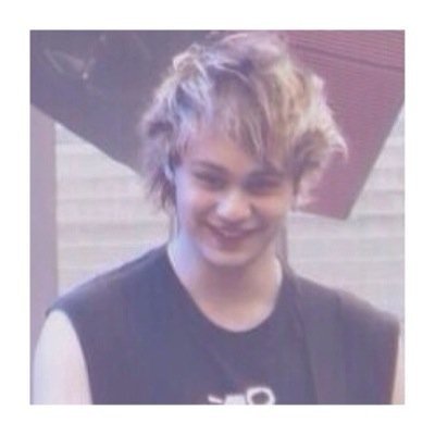 free follow from @ex0ticlukey !! go follow her & tweet 'geezers' for a followback.