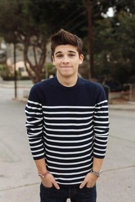 todos merecen amor.17.hijo de Peeta y Miri.Tierno y coqueto.TE QUIERO http://t.co/E1Aw0rzklV desde que estoy en el vientre de mi mamá