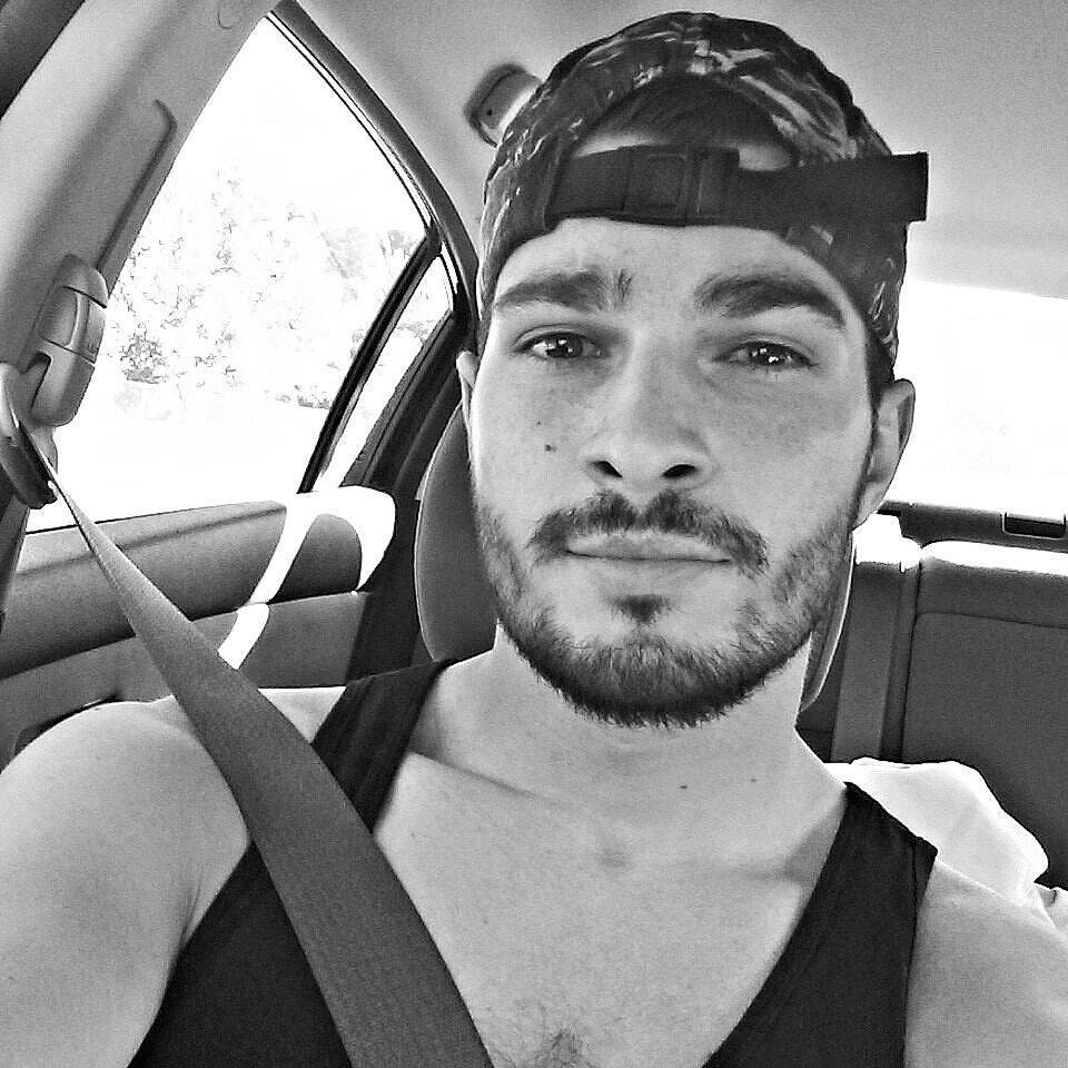 BlowMyPanda's profile picture. mihai. EDM lover spreading PLUR vibes. ॐ. BeYouToTheFull to be beautiful. trying out this human thing..