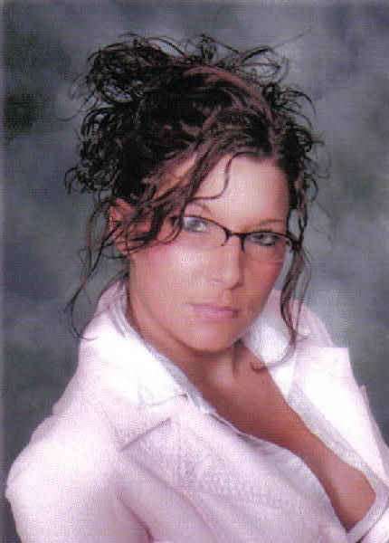 LorenYEnomot's profile picture. 