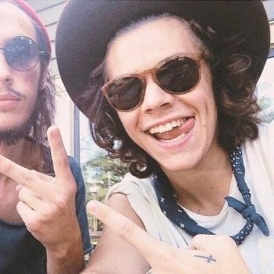 hsprv57's profile picture. i suck