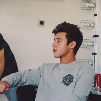 LukeAtMyJai's profile picture. Just a girl behind a screen who cant afford concert tickets :) Beau and skip/5 :)