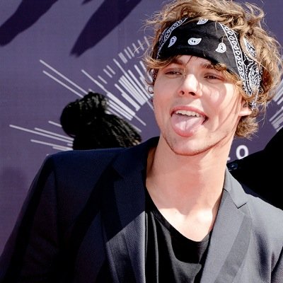 5sosAmethyst's profile picture. ✨ 5sos ruined my life but it was worth it ✨