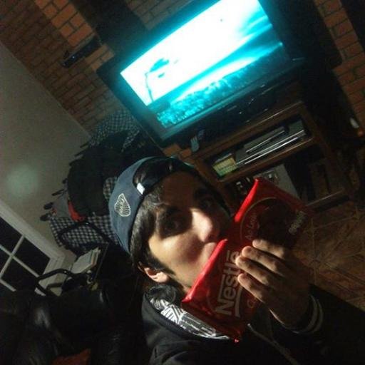 Flayerito212's profile picture. Bondis fans and all that carry fuel. Rocker 100%. future photographer
http://t.co/8NKFmCzntK