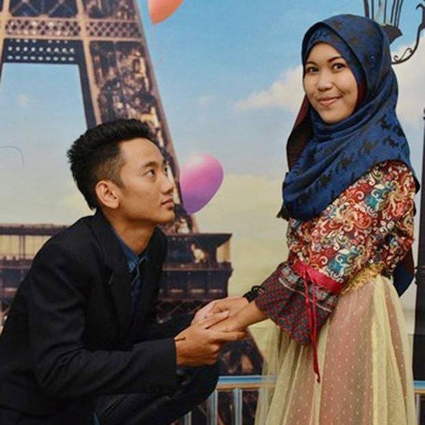 Novita Sari --- PT.Taruna Sriwijaya Persada.