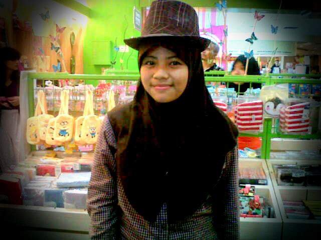 Wanna be a people important is good but, more important wanna be a good people! ツ