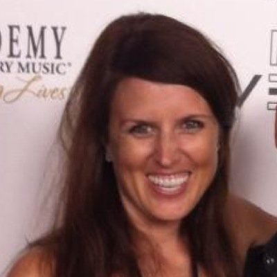Dental Hygienist, Author, Mom & Wife. I love to run, watching & creating film also helping my kids succeed in their dreams and exploring their imaginations!