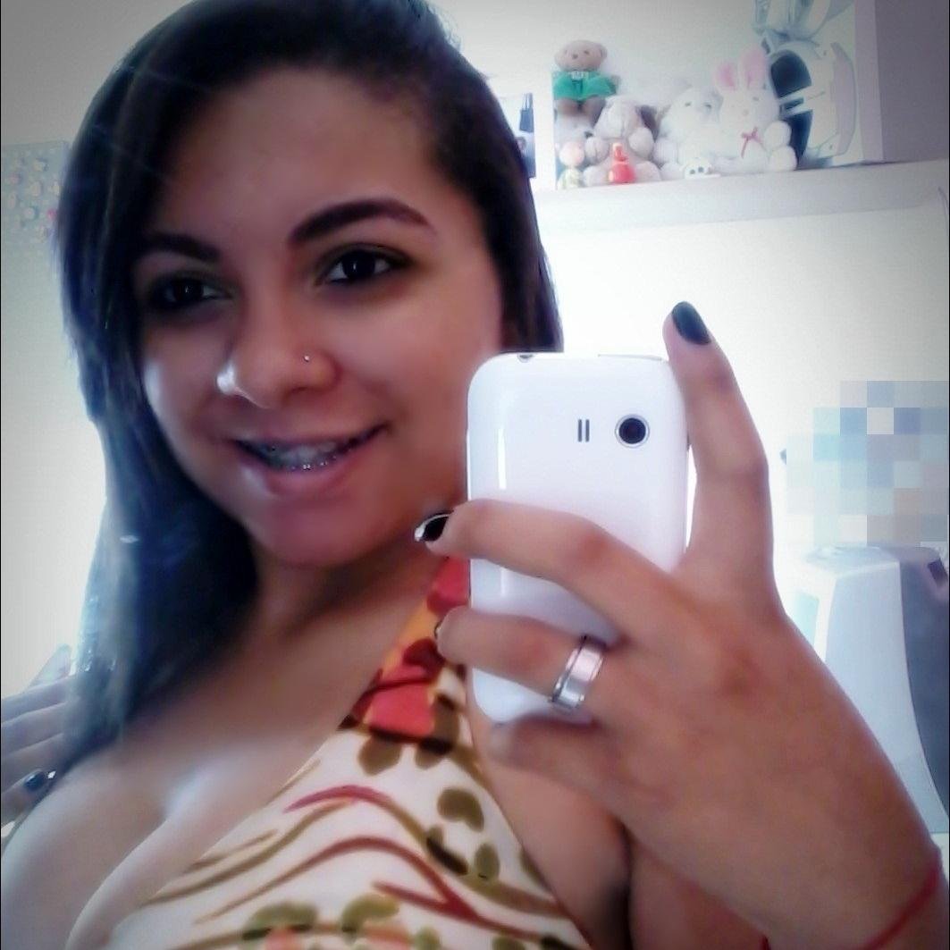 Nunca é tarde para pegar uma velha história e escrever um novo final. ❀