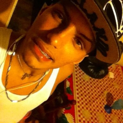Resuelvan Metan ManoO & ME Cuentannnn  ..Fb::http://t.co/TVpuh6R9U7