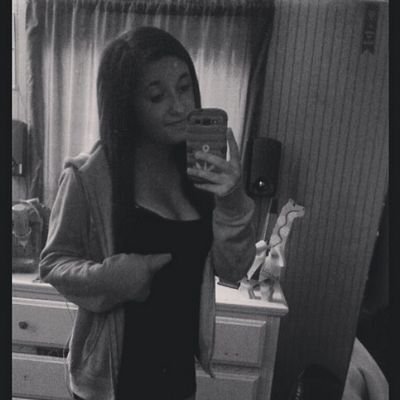 Life's an adventure , So explore it ♥