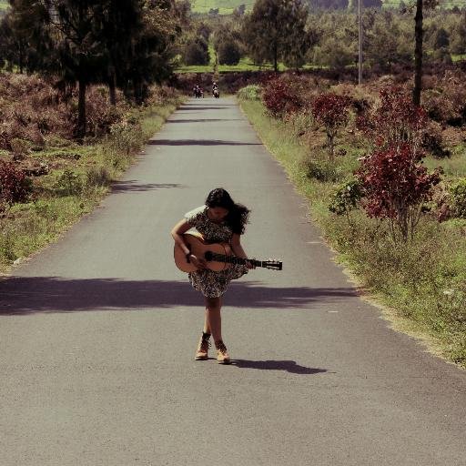 Christina_Rou's profile picture. bahasa indonesia teacher,social worker,crafter, self portraitist, poet, harmonica busker, paper cutter.