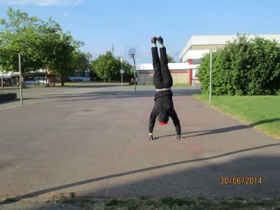 Follow me i follow back!!!