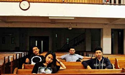 follow @POM_poppunk | Info/Booking Contact 081298403853