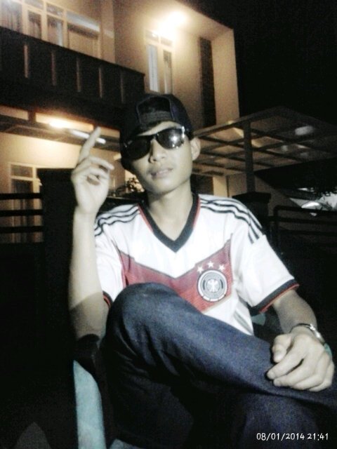 agie78370072's profile picture. I`m a Simple's Aries|| ♥ RealMadrid||