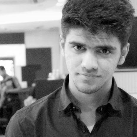 ImraAn AsIf | Footballer *HalaMadird!* & Pro blogger interested in Blogger and WordPress platforms as well as in Graphic designing | @Just Make It simple :)