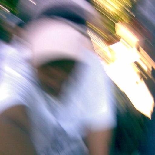 jaydeez0's profile picture. There's something in your teeth.