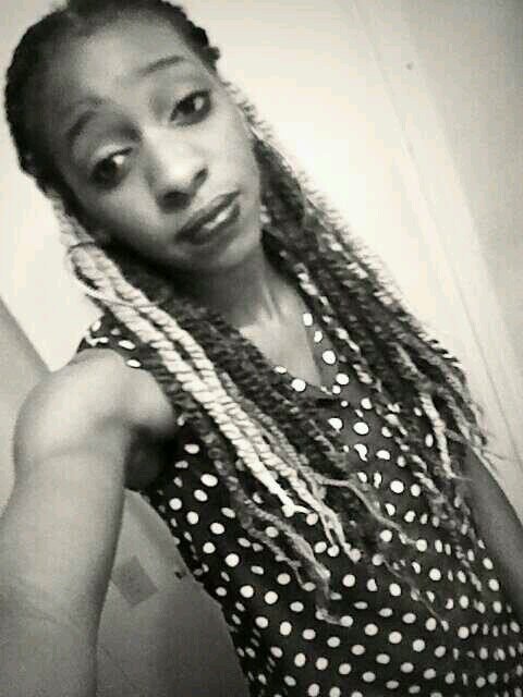 ChrishundaB's profile picture. Just a small town girl trying to chase my dreams❤