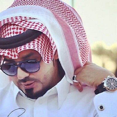 شيخ ولد شيخ و جدي بعد شيخ ومانـي من اللـي بالملايين شاخو مطنوخ بالفطره و قومي مطانيخ ماهم من اللي ف الشدايد تراخو