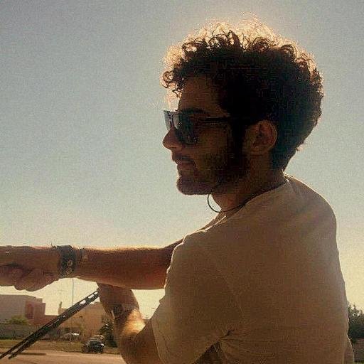 Ragazzo MEDIOcre e in MEDIO stat virtus!