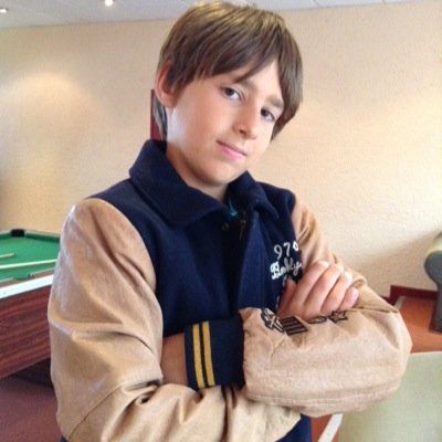 Slt je suis cool et j espere que vous serre mon amis