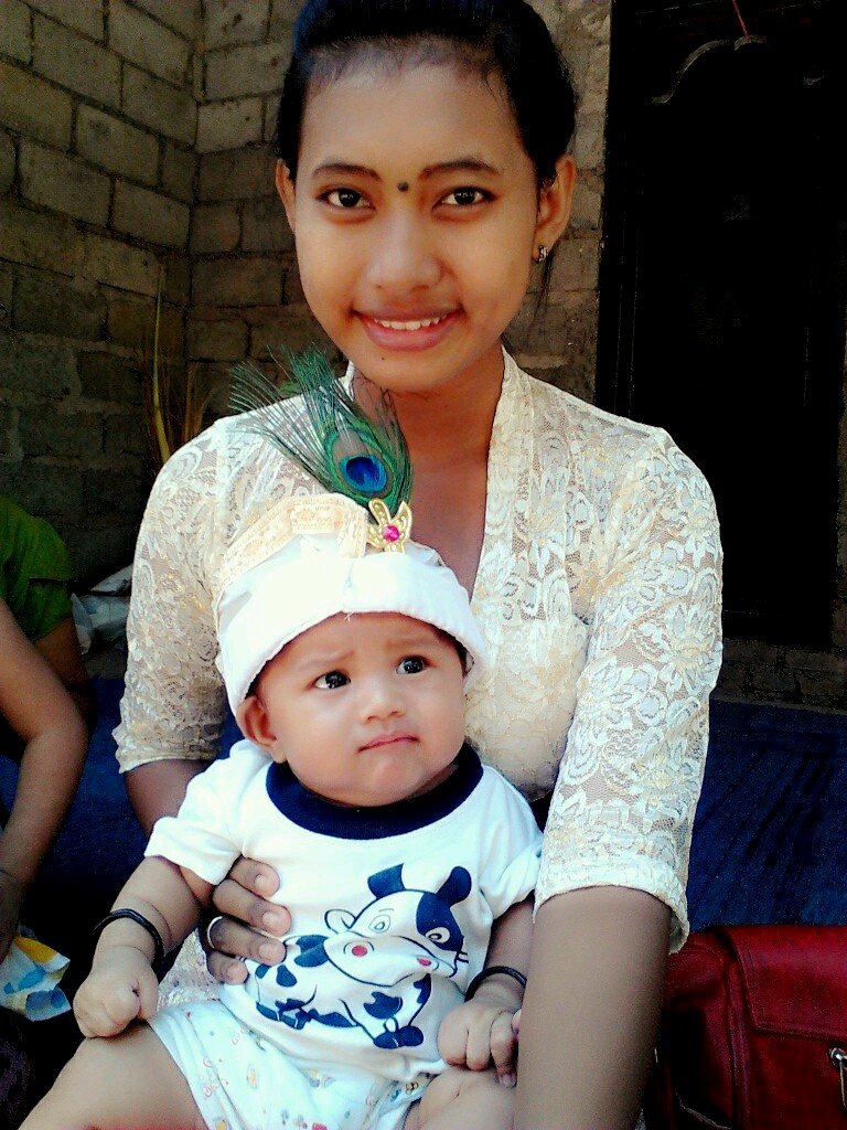 ayujuliani_'s profile picture. ♡negik ♡diptha ♡mybestfriend