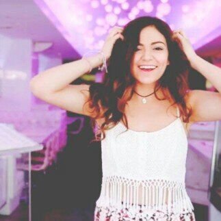 LOVING BETHANY MOTA ♥