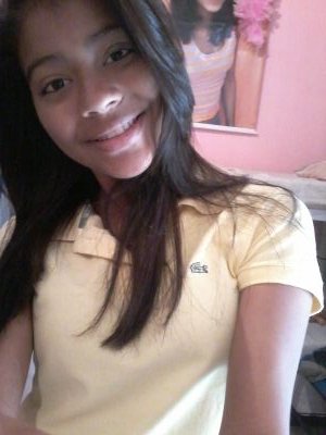 tinhaaa_SZ's profile picture. eu quero er ser feliz ✌