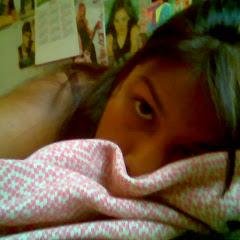 Hola soy una chica amiguera y extrovertida..... me encanta pasat con mi familia y mis amigos......... Soy muy sincera y leal.....