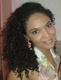 A gente gosta do que a gente aprende a gostar.

🌻♻️Dra em Ensino de Ciências da Natureza, com ênfase em Educação para Sustentabilidade.