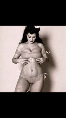 ThickSexyProud's profile picture. ***WARNING EXPLICIT CONTENT***  18+  THICK WOMEN MAKE THE WORLD GO AROUND  DM ME FOR A SHOUTOUT, ANONYMOUS ACCOUNTS WELCOMED