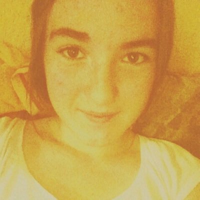 I love it when you just don't care,I love it when you dance like there's nobody there.