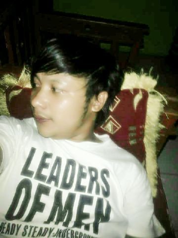 Seperti kemarin • 32443E98