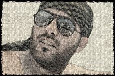 010_love's profile picture. 