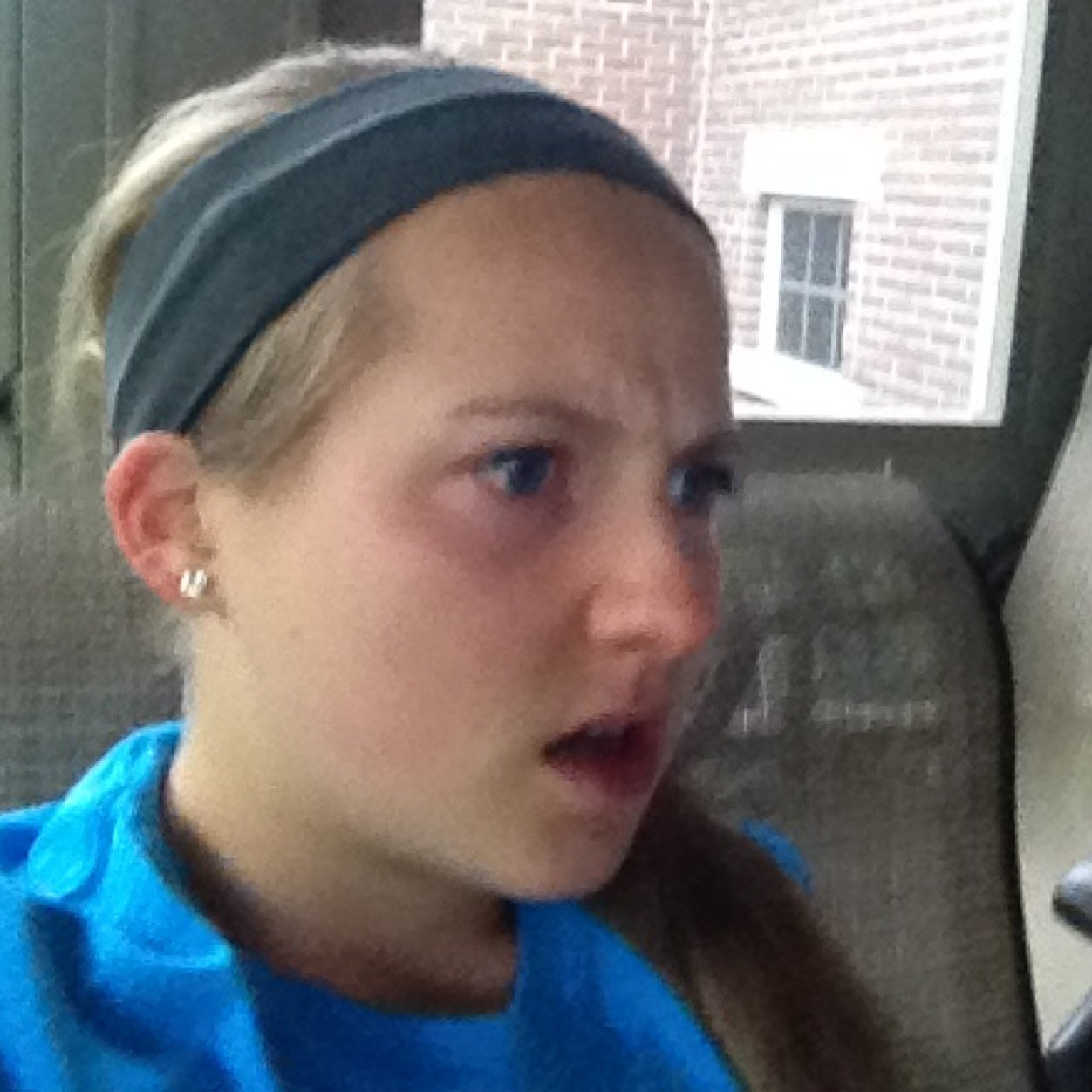 ashdawg_reacts's profile picture. A day in the life of your average zoo teen