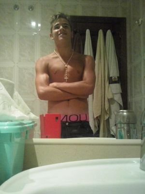 antoniosolis111's profile picture. dando porculo desde el 2000
whatsap 603422623
RBB asta la muerte 15-03-15 @CristiMorenaca te amo