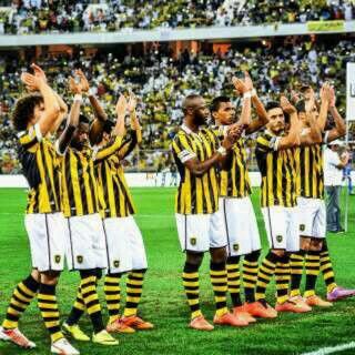 ««اذا تابعتك تابعني ولا رتويت »» •°¤*(¯`°(F)(نيمارذاسلفا )(F)°´¯)*¤°•