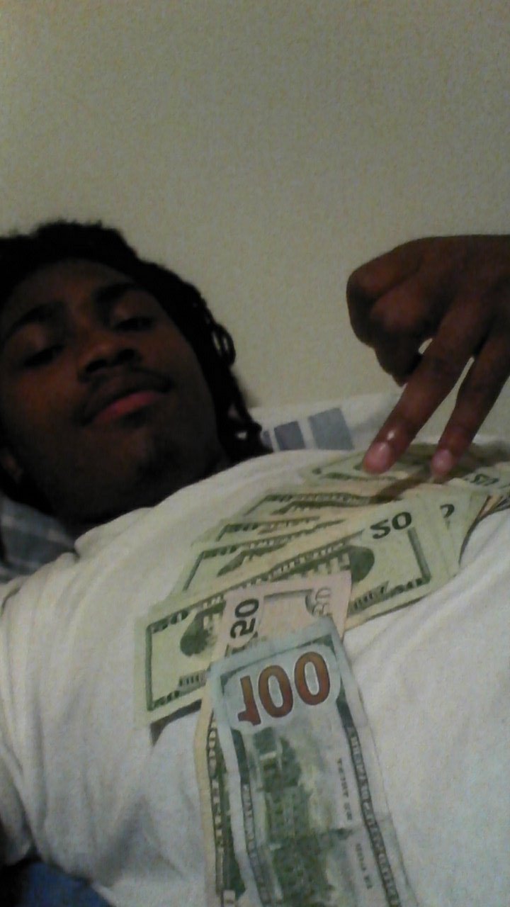 Ima YRN From JaroCity(Y〽JARO) Trynna See 2 Million Befo I Go ! #BDK #DIE5 #CPDK R.I.P LIL B, CRACK, HOTTIE, jaja, AND DOC « I Do It Fa Dem Niggas✈