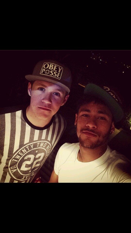 One Direction and 5SOS ♡♡ *-* *~* *.*Neymar Jr ♡# 16.5.13 ♡ 4.7.14 ♡ # Niall Horan ♡♥# R.I.P Paul Walker ♡# love ya jaden smith ♡♥## follow me I follow back^^ ^